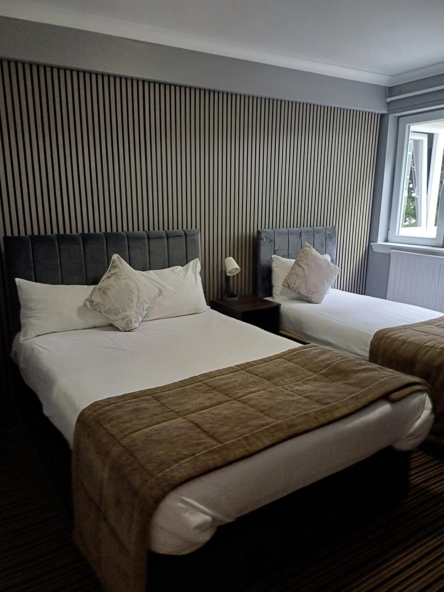 Kings Park Hotel
